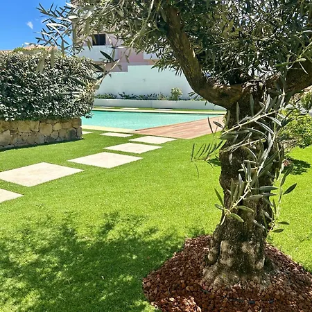 Splendido Con Piscina A Due Passi Dalla